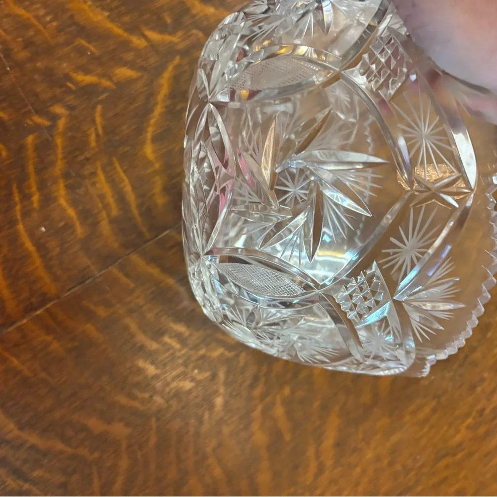 NWT Crystal Bowl “Elizabeth “ by Fifth Avenue crystal LTD